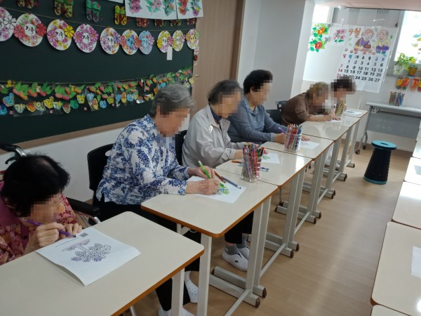 885ddee4ac2956f88e1e62c6f1e2b774_1759119