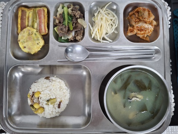 f5d0259a6534441a19a0d1e5eb268045_1759308