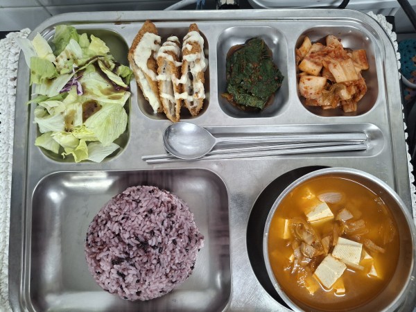 fe4b54011fe34f063213ee9dc9e367f9_1766468