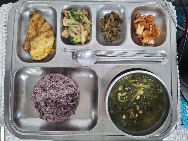 fe4b54011fe34f063213ee9dc9e367f9_1766468